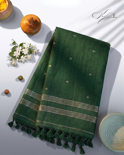 Dark Bottle Green Cotton Mul Mul Saree With Blouse