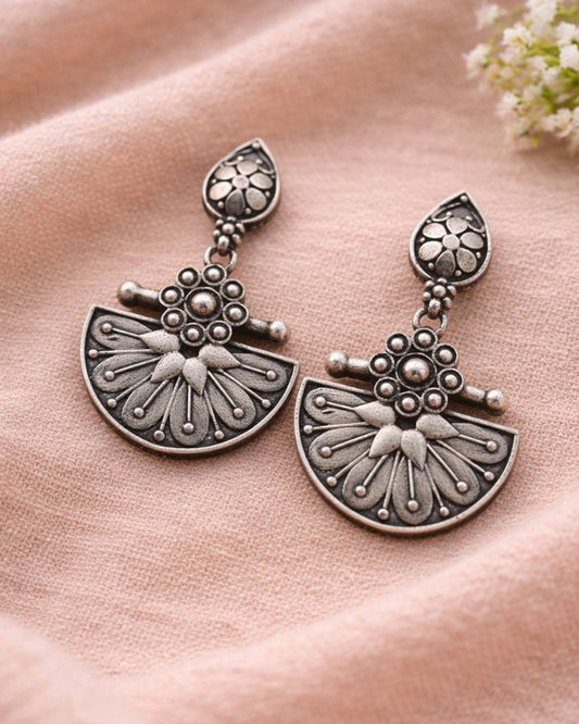 Antique Floral Dangler Gorgeous Traditional Jewelry for Party Look