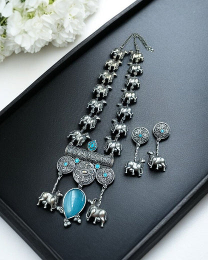 Antique Style Oxidized Silver Nandi Necklace with Monalisa Stone