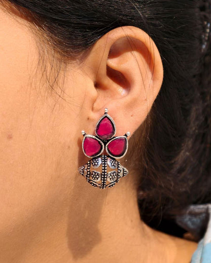 Charming Studs Earring Minimal Jewelry for Beautiful Everyday Look