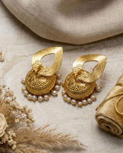 Gold Plated Jhumka Earring Dazzling Jewelry for Pearl Work Detailing