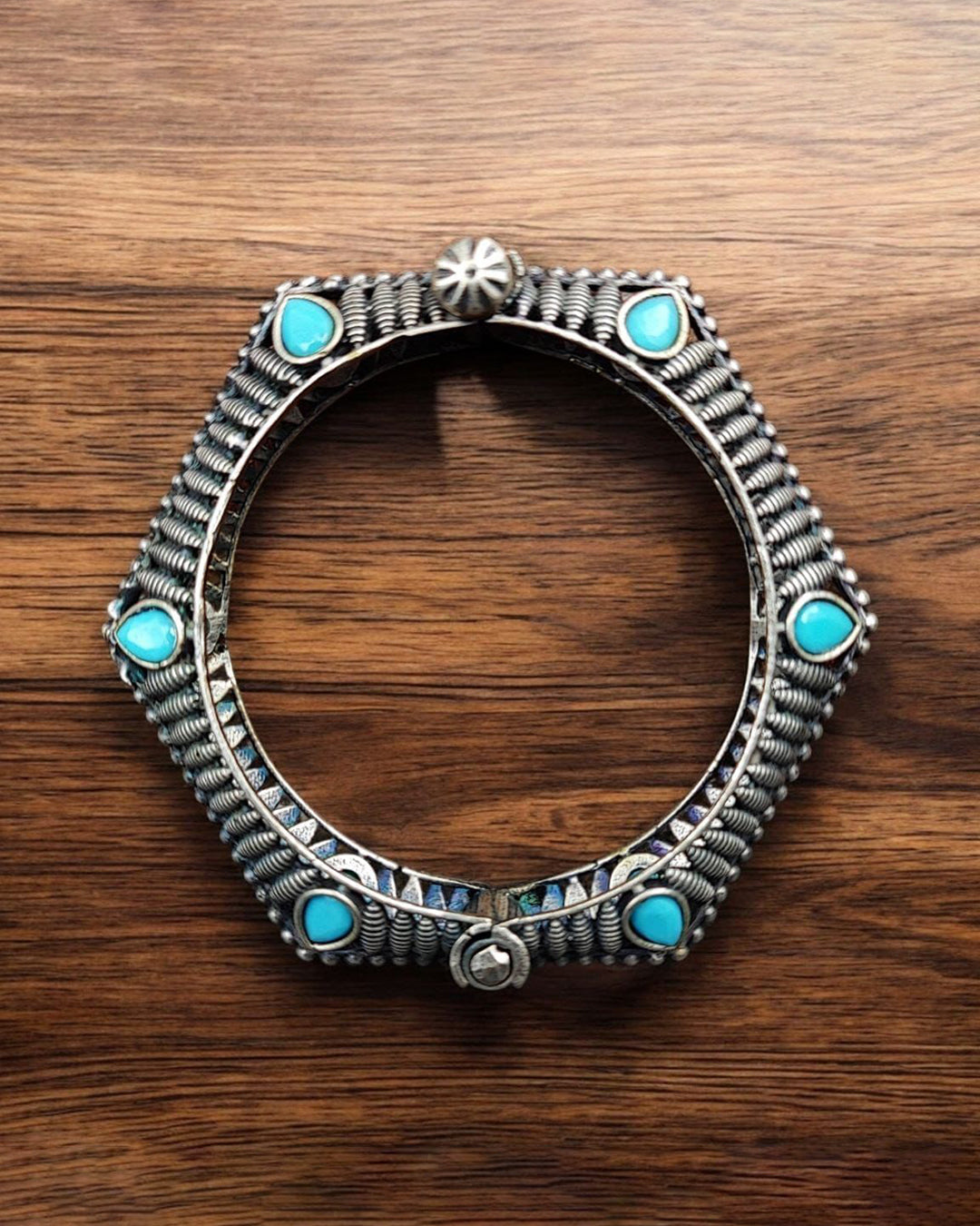 Perfectly Crafted Brass Stone Kada Bracelet - Best Elegant and Openable Design
