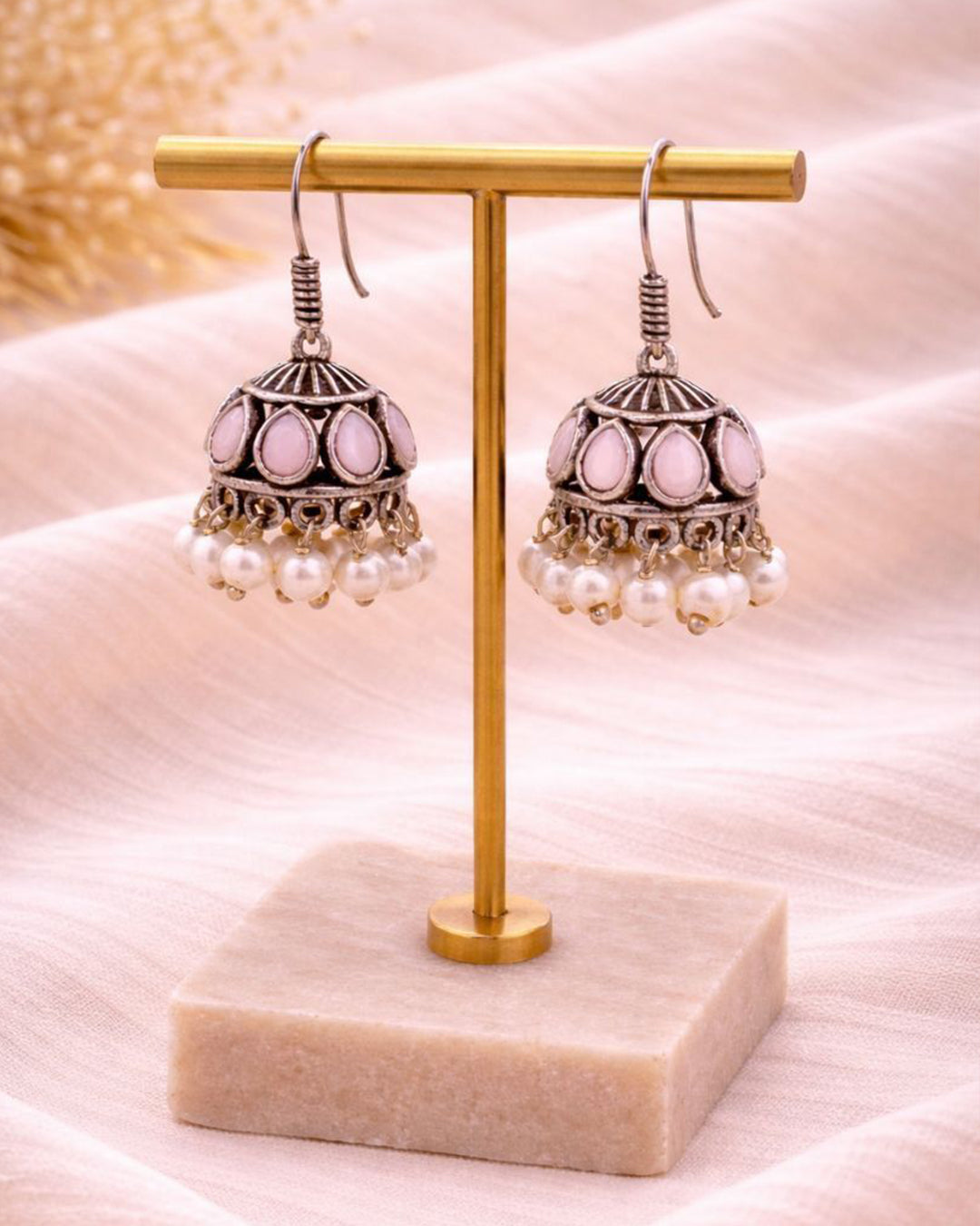 Unique Jhumki Earring Jewelry for Light Weight Party Look