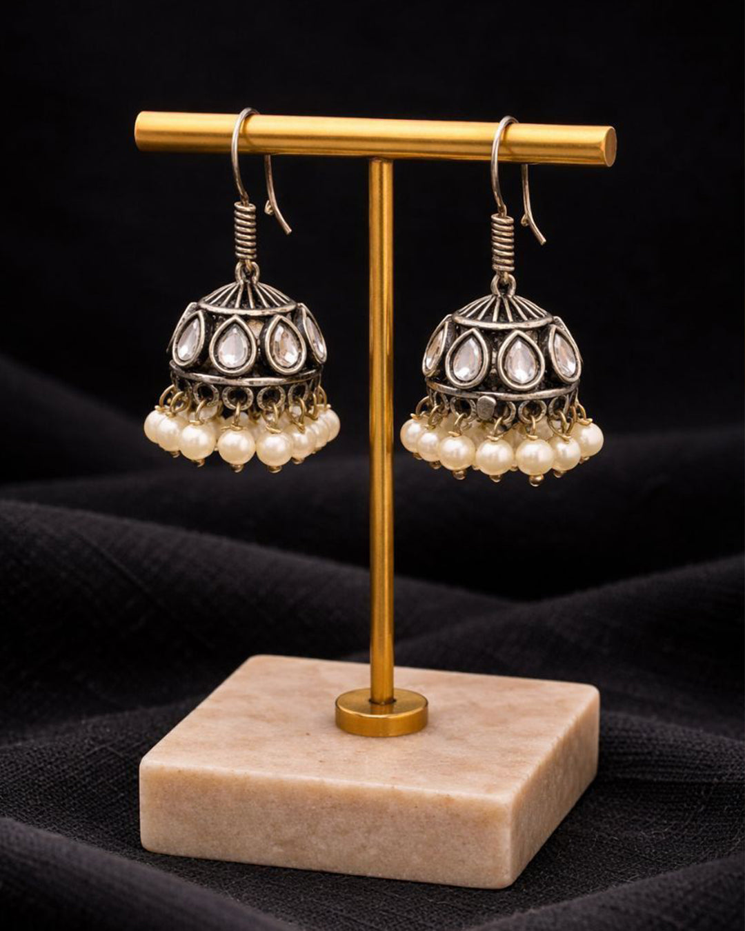 Unique Jhumki Earring Jewelry for Light Weight Party Look